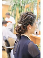 キャノン(CANNON)&nbsp;フロントかきあげる系ゆるふわぁアレンジ