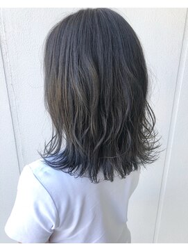 トリート 南行徳本店(TREAT) ブルーグレージュ