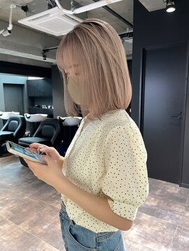 リンドトウキョウ ウメダ(LINDO TOKYO) my52_ミニボブ×ミルクティーピンクベージュ/Ｗカラー/艶カラー