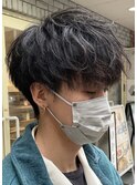 程よい前下がりマッシュヘア