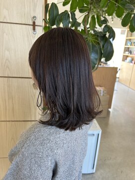 アドラーブル 万代店 (adorable) 艶感前髪ワンカールサイドバングくびれ丸みヘア美髪大人美人