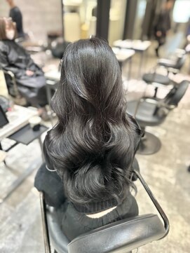 アクション 心斎橋店(ACTION) ブリーチ無しブルーカラー　レイヤーカット　韓国ヘア　顔まわり