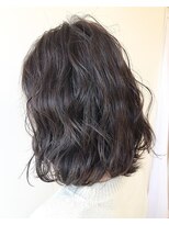 リアン(Lien)&nbsp;ウェーブボブ×肩下ボブ/くくれるボブ/大人ボブ