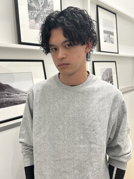 エマン(AIMANT) センター分け ツイストスパイラル