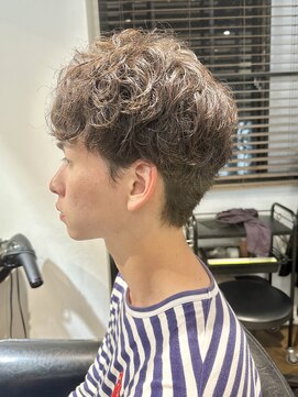 ファイブシーン アオヤマ(5SCENE AOYAMA) 波巻きパーマメンズツイストスパイラルパーマツーブロック