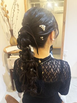 アトムテ(atomte) 高めのツイン編み下ろし*