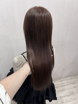 ベージュブラウン