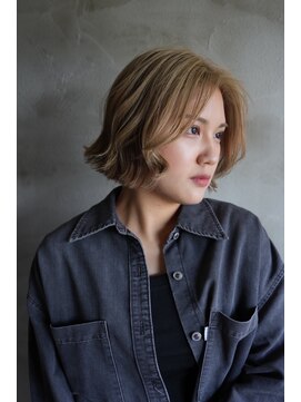 ベベ ヘアースペース(BeBe hairs space) フェミニンボブ