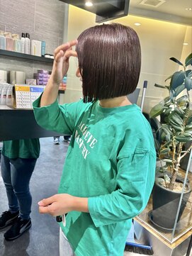 ケンジ 横浜(KENJE) ミニボブ/ボブ/暖色カラー/ボルドー