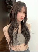ニュアンスレイヤーでセミドライな質感がトレンド