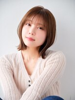 キネン バイ ツリー 宇都宮(kinen by tree)&nbsp;丸みミディアムボブくすみベージュのナチュラル毛流れ
