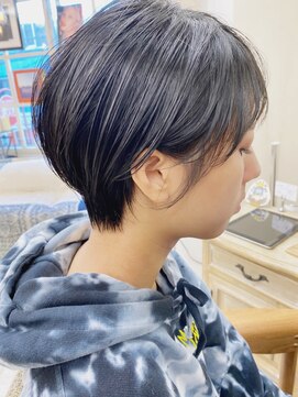 ジジ 代々木(Gigi) [Gigi 代々木]　ハリ　ノブヨシ　黒髪ショート