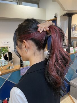 ロア 福岡天神本店(LORE) 隠せるインナーカラー/ピンク