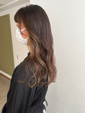 エミィ(emme) 【emme×笹川】インナーカラー