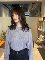 ミリ(milli Produce by ITAKURA)&nbsp;コテ巻き風パーマロングヘア