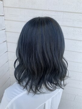 ココンフワット (Coconfouato) ブルーカラー