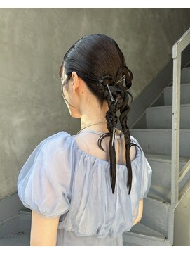 ビビト(bibito) bibito ヘアセット ヘアアレンジ ツインアレンジ タイト