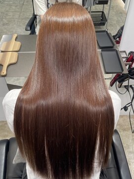 メルバイグラフ 梅田(mel by GRAFF) 縮毛矯正で乾かすだけでツヤツヤの美髪に！！