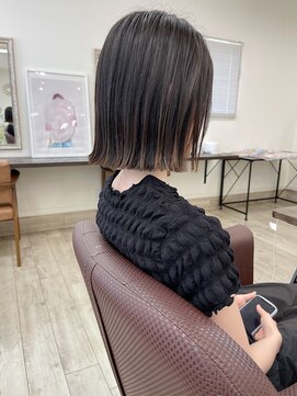 ヘアー アトリエ アンジー(Hair Atelier Angee) 切りっぱなしボブ
