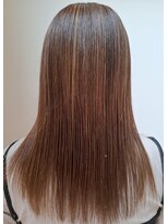 フラット(flat) ３０代４０代５０代白髪ぼかし/オーガニックカラー/髪質改善