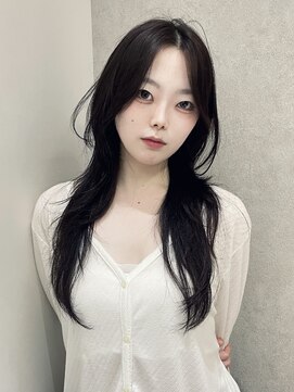 ジーナ 福岡天神(Zina) 韓国ヘア/ワンホンヘア/ワンホンレイヤー/Zina福岡天神