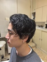 サロンアトリエケイ 恵比寿(サロンアトリエK) メンズ癖毛を活かしたショート黒髪メンズショート30代40代50代