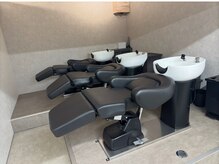 ジレス(Jiles)の雰囲気(梅田/大阪梅田駅/メンズ/パーマ/ブリーチ/ニュアンスパーマ/眉毛)