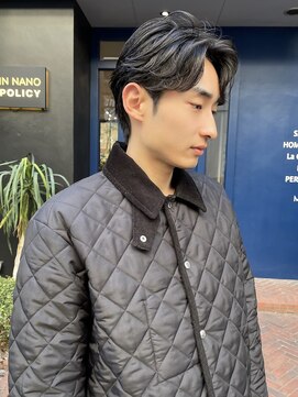 ミンナノポリシー(MIN NANO//POLICY) 大人フェザーパーマ