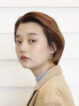 ピープス 逗子 葉山(PEEPS) 《忙しいママさんの味方》重めショートボブ(耳掛けして変化も)