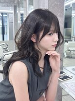 キティー サカエ(kiti SAKAE)&nbsp;グレージュ/レイヤーカット/ハッシュカット/オリーブベージュ/栄