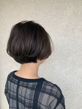 クリリ(KURIRI) シンプルボブ