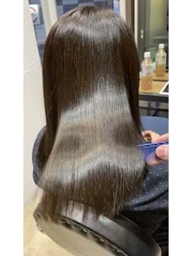 エクラート リラ 立川店(ECLART lilas.) サラ艶暗髪ヘア【立川/イルミナカラー/oggiottoトリートメント】