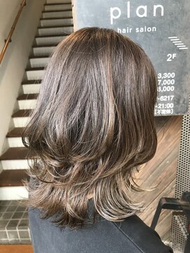 プラン(plan) オリーブベージュ ウルフレイヤー