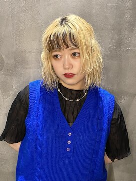 ローリー(Rowlly) 【 BLEACH PERM 】