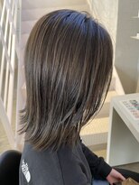 アールハーツ 峰店(R-HEARTS)&nbsp;フェイスレイヤーにカーキグレージュカラー　　[栃木/宇都宮]