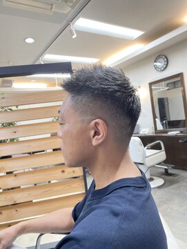 ムーブ(Moob) メンズ フェードカット【別府】