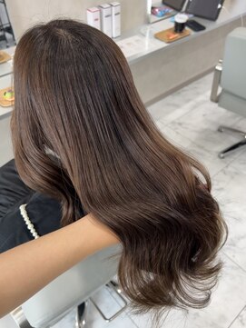 キング(K!ng) 縮毛矯正髪質改善ハイライトレイヤーカット楠葉美容室エクステ