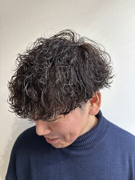 グラフ 立川(Graph.) 波巻きパーマツーブロックメンズパーマ