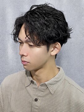 アノ(Ano.) 波巻きフェザーパーマ大分メンズセンターパート