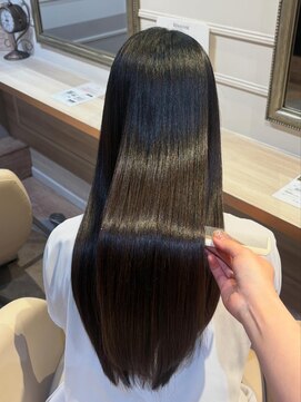 アンド ラ ブランシュ(&.La Blanche) 暗めカラー/ミディアムヘア/デザインカラー/縮毛矯正