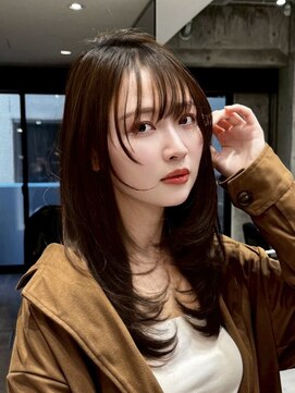 ファルベ(Farbe) 黒髪/オリーブグレー/小顔/ココアベージュ