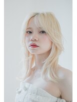 ルーブ トウキョウ(Loob. TOKYO) ハイトーンカラーミルクティーピンクベージュレイヤーカット韓国