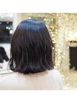 ロストシティ 横浜(LOST CITY) 切りっぱなしボブ