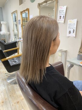 ヴォーグロジック(VOGUE LOGIC) ミルクティーカラー