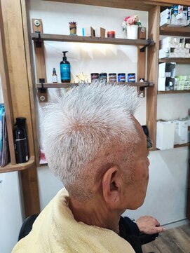 ヒルマ ヨルマ(HIRUMA/JORMA) シニア・ショート