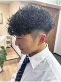 スペインカールラルフカールスキンフェードカット刈り上げ横浜