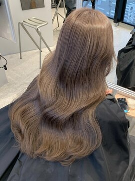 ペレ 梅田(PELE) 着物/フェミニンロング/似合わせカット/ウェーブミディアム/梅田