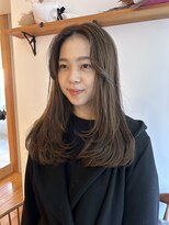 ガーランド (Garland) ☆レイヤーカット/オリーブカラー/センターパート/明治神宮前