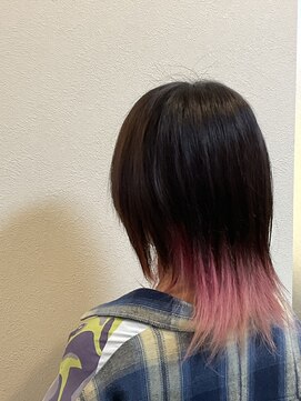 彩雲 アヤ('Aja) 毛量抑えたまとまりやすいウルフカット