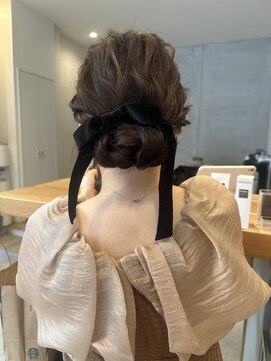 ソルト 舞鶴店(Salt) シニヨン/結婚式/卒業式/ふわふわアレンジ/うなじ脱毛/うなじ